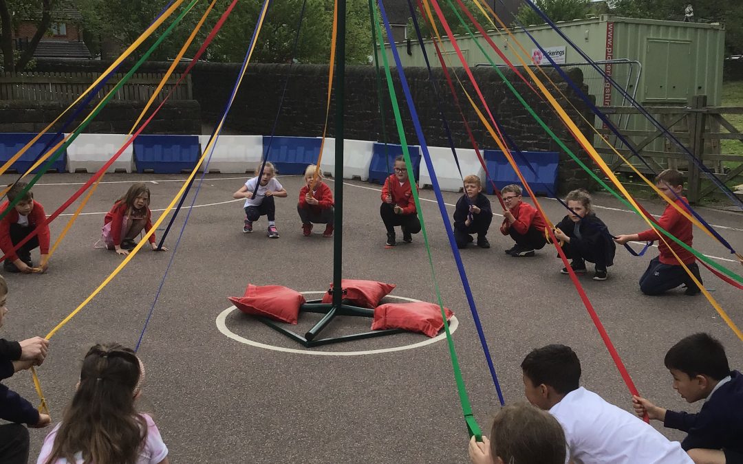 Year 2 Maypole dancing