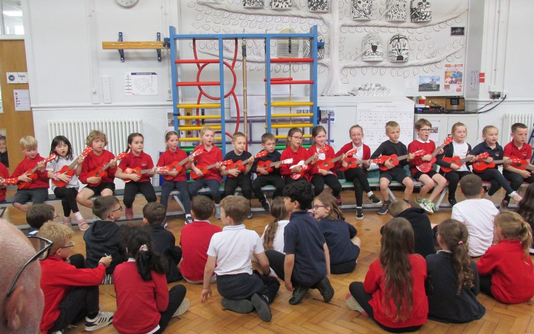 Class 6 ukulele concert